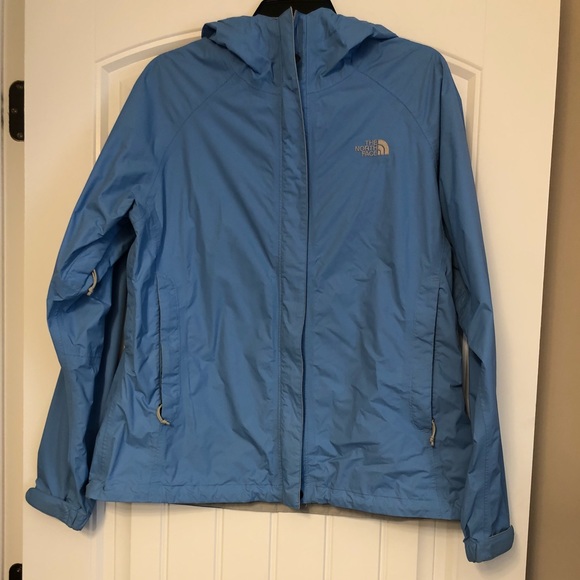 The North Face Jackets & Blazers - 🔹 The North Face Rain Jacket 🔹